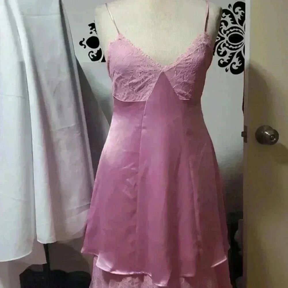 Gorgeous pretty in pink layered dress
